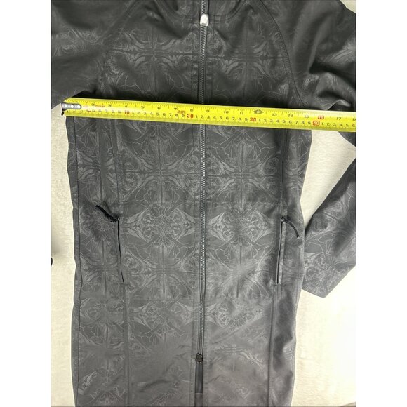 Lululemon Jacket Women’s 4 Apres Yoga Hooded in Black Dance In Snow Pattern - Picture 4 of 9